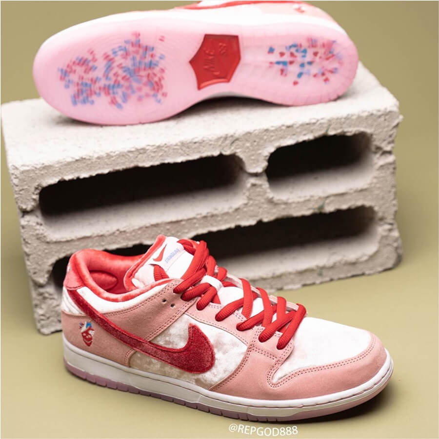 NIKE DUNK LOW×ストレンジラブコラボ - www.sorbillomenu.com