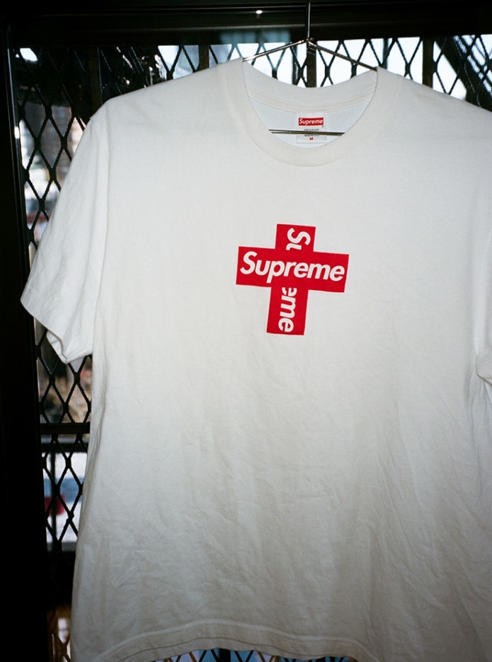 【12月19日発売】 Supreme 2020FW Week17 クロスボックスロゴ Tシャツ